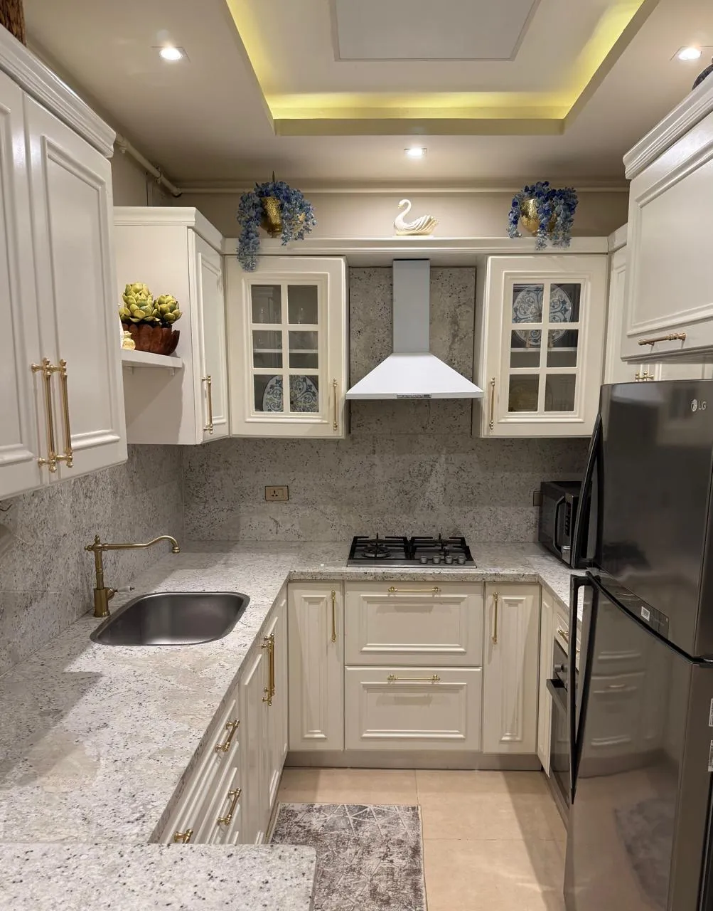 Apartment for rent 133m in Galleria moon valley