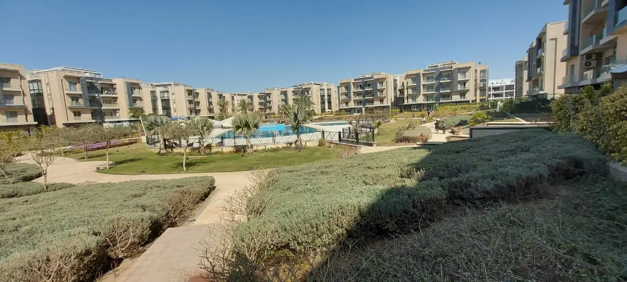 Apartment for rent in Galleria moon valley
