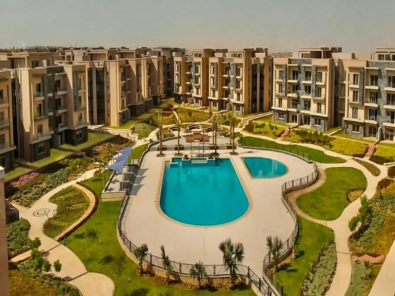 First use semi furnished apartment for rent in Galleria