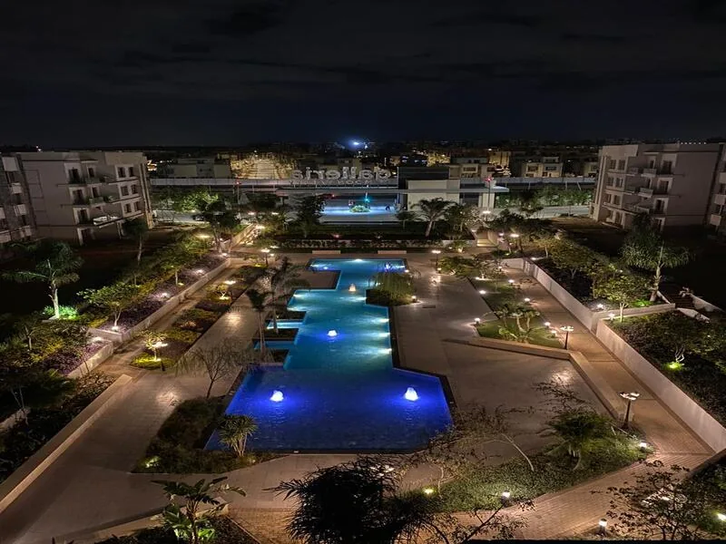 First use semi furnished apartment for rent in Galleria