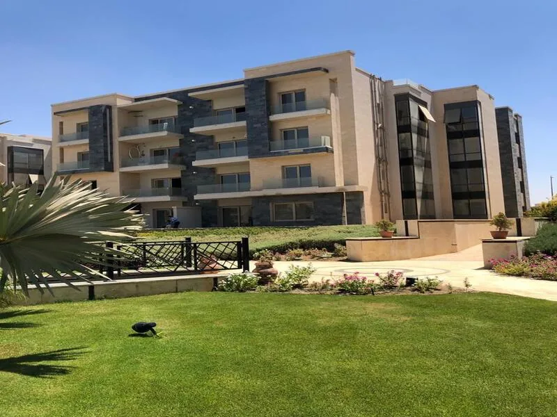First use semi furnished apartment for rent in Galleria
