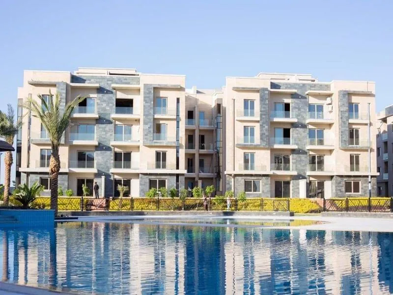 First use semi furnished apartment for rent in Galleria