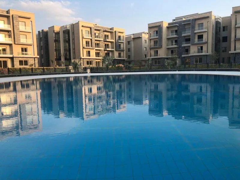 First use semi furnished apartment for rent in Galleria