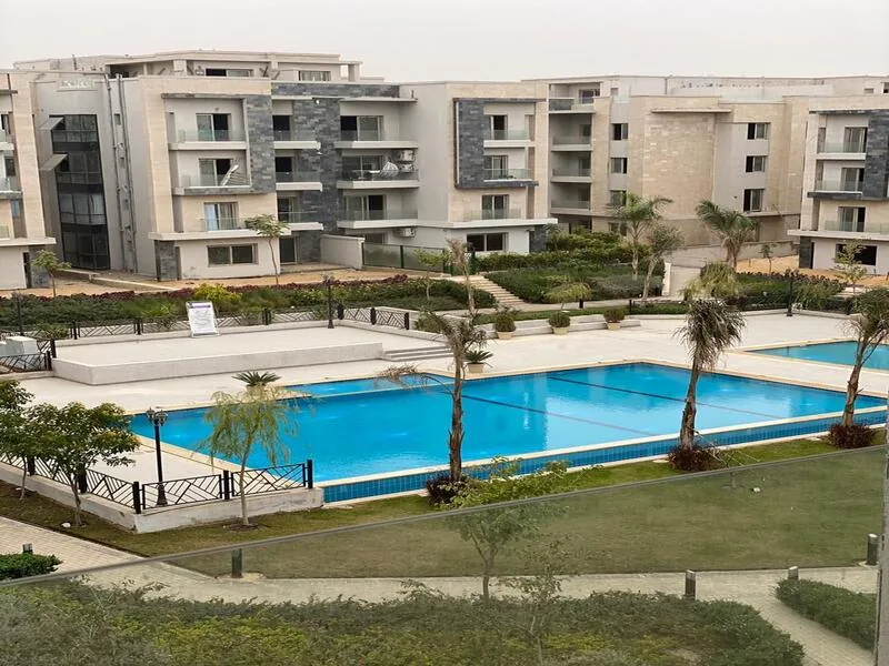 First use semi furnished apartment for rent in Galleria
