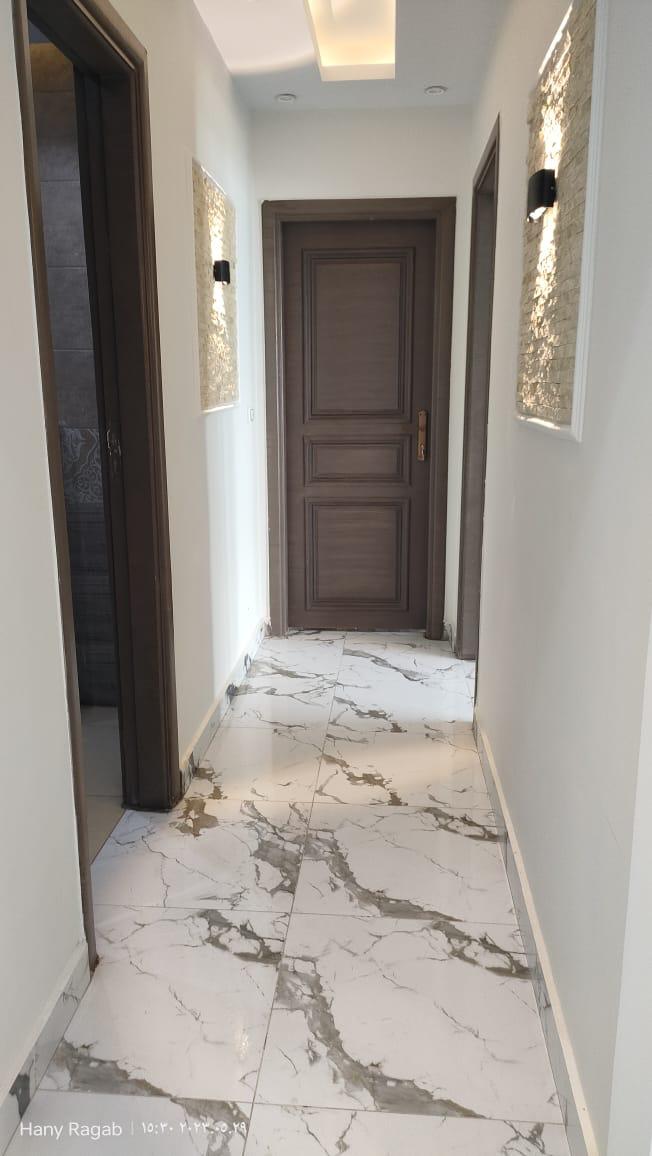 Apartment for rent in Galleria moon valley