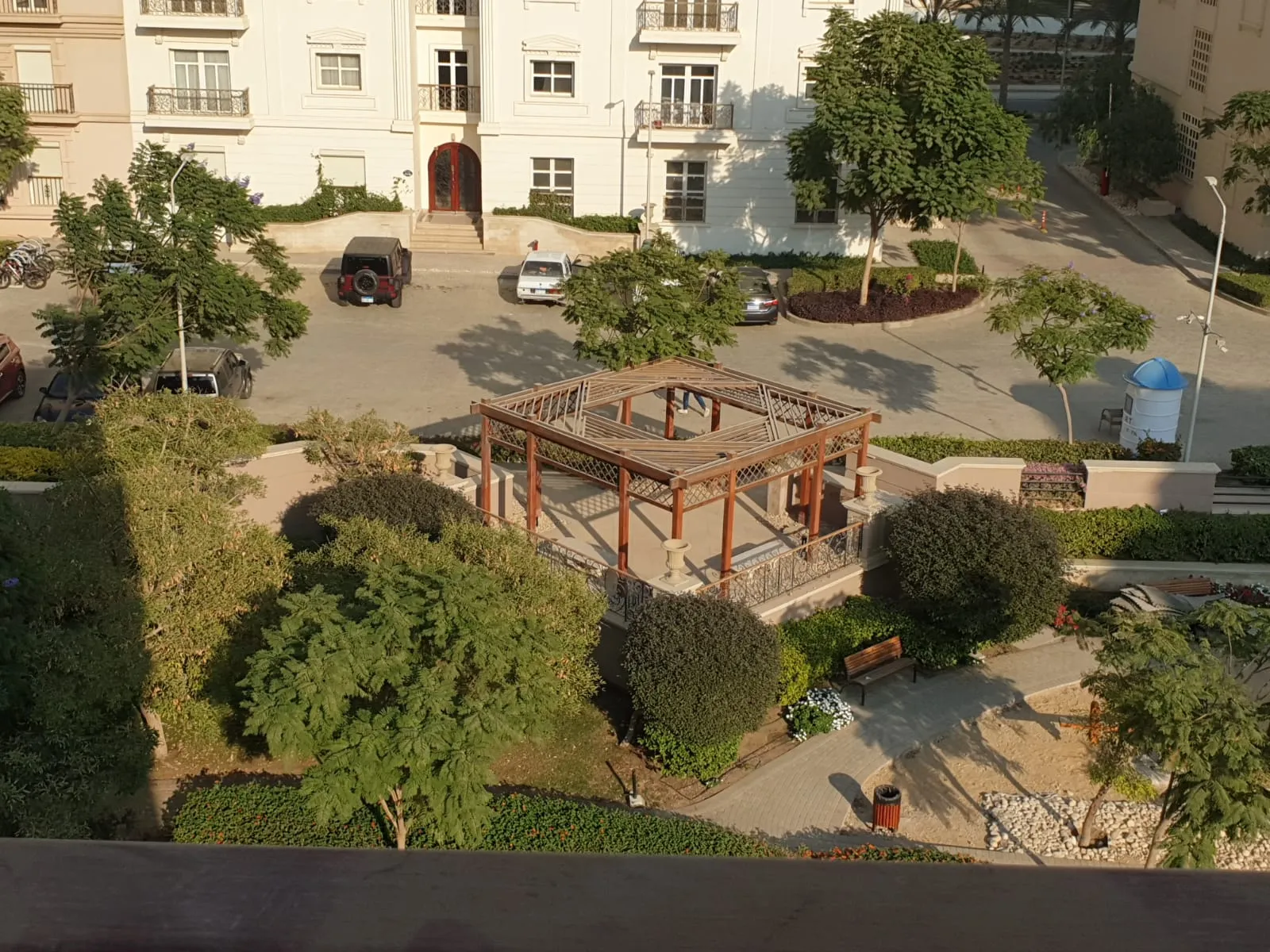 Modern Furnished Studio For Rent in Hyde Park