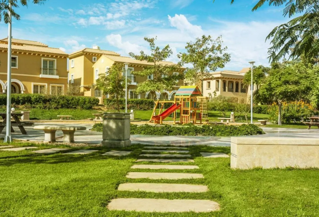 TOWNHOUSE CORNER FOR SALE HYDE PARK PRIME LOCATION
