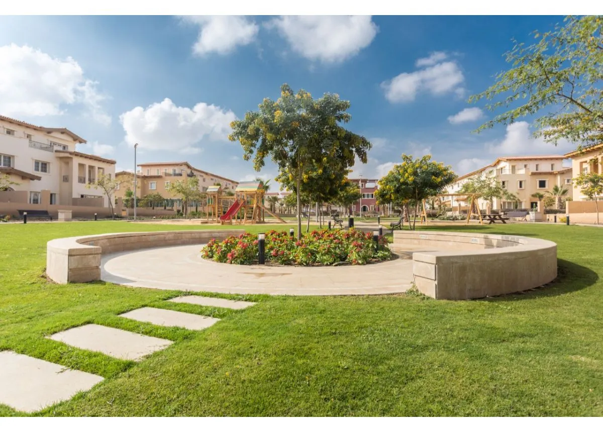 Hyde Park studio for sale with installments in HPG