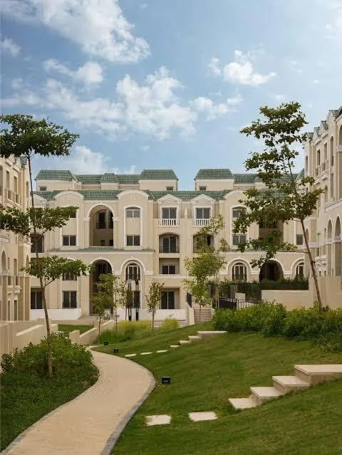 Corner Townhouse for Sale in L’Avenir – 264 meter