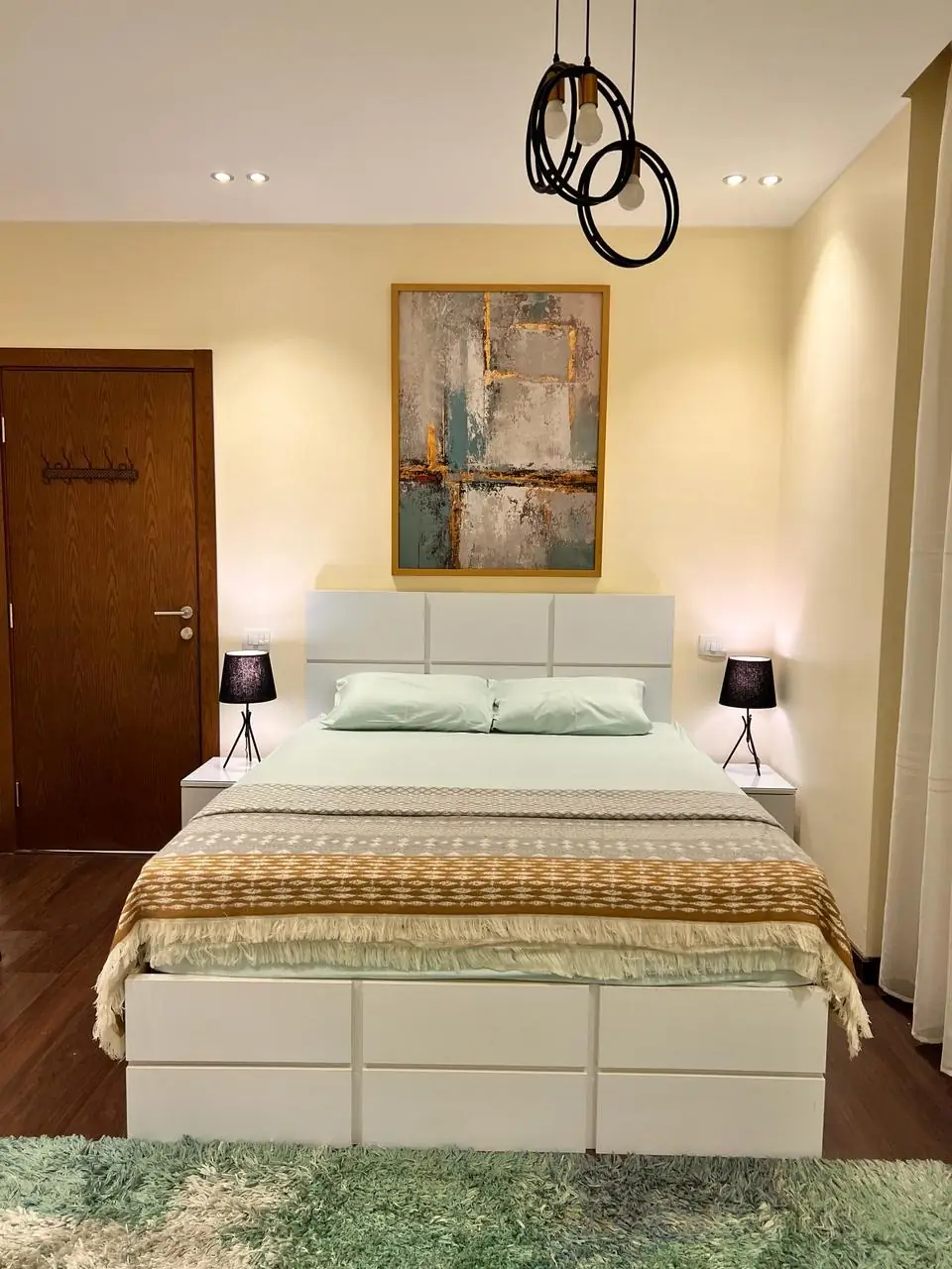 Apartment with garden For Rent in Lake View