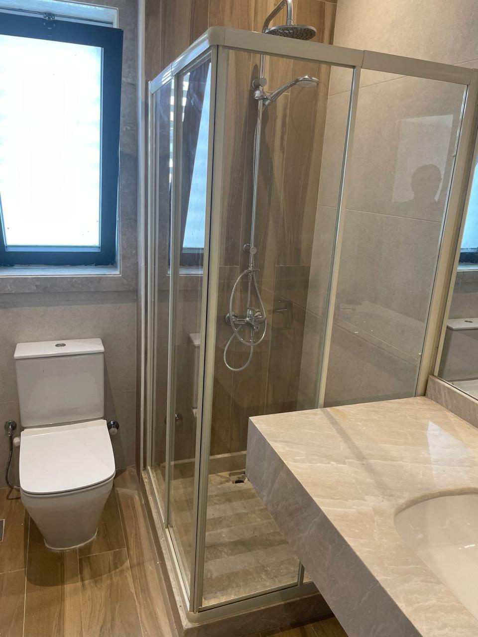 Apartment For Rent (Kitchen &amp; Ac’s) in Lake View