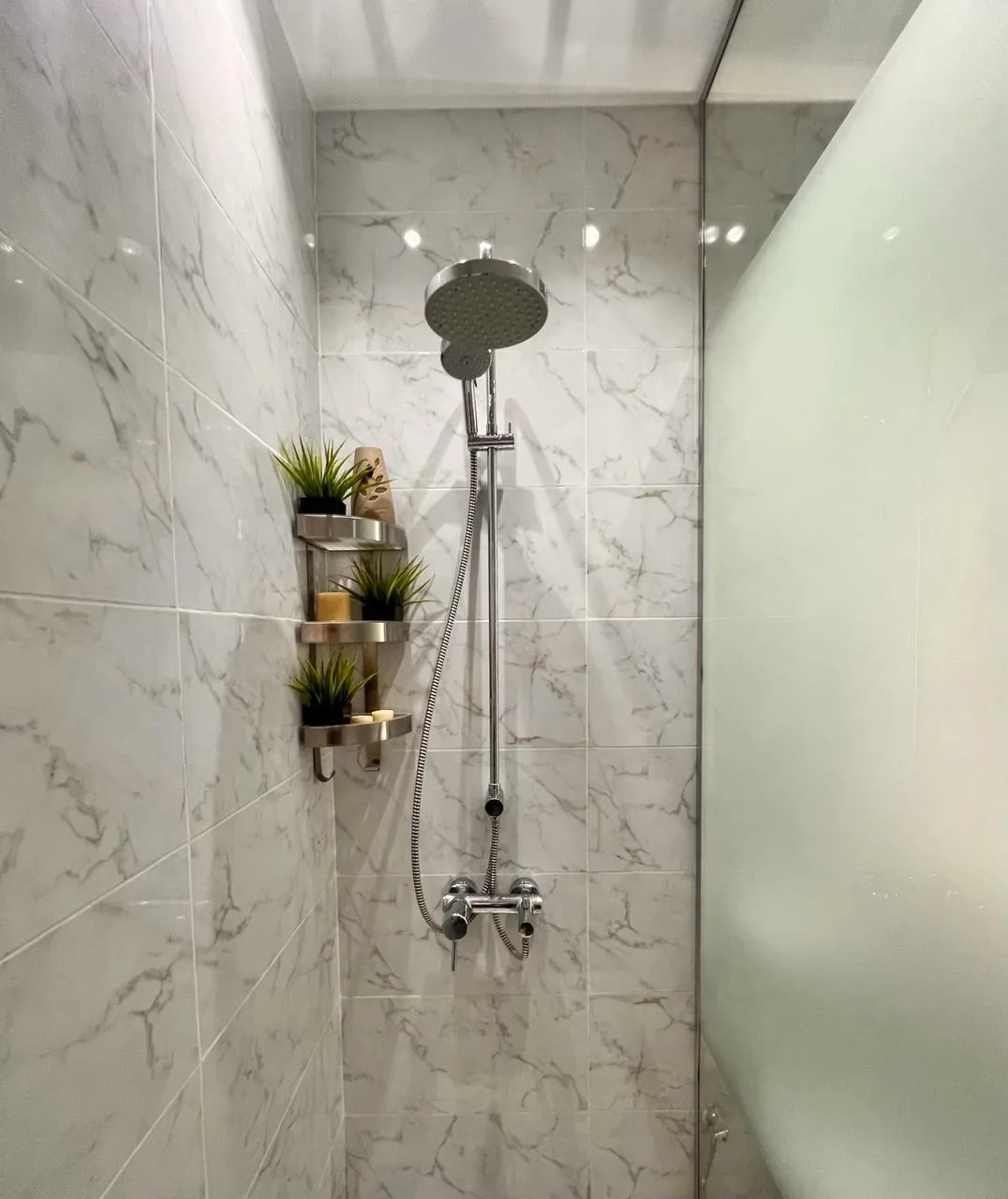 Apartment with garden For Rent in Lake View