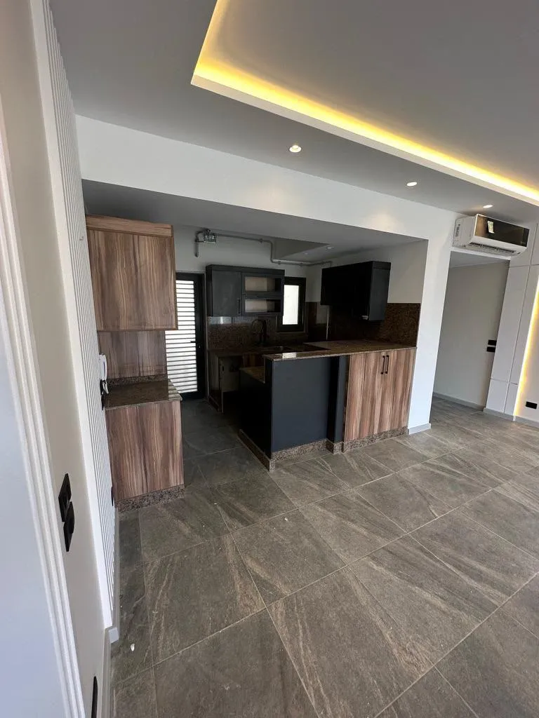 Semi furnished apartment with appliances in LVR