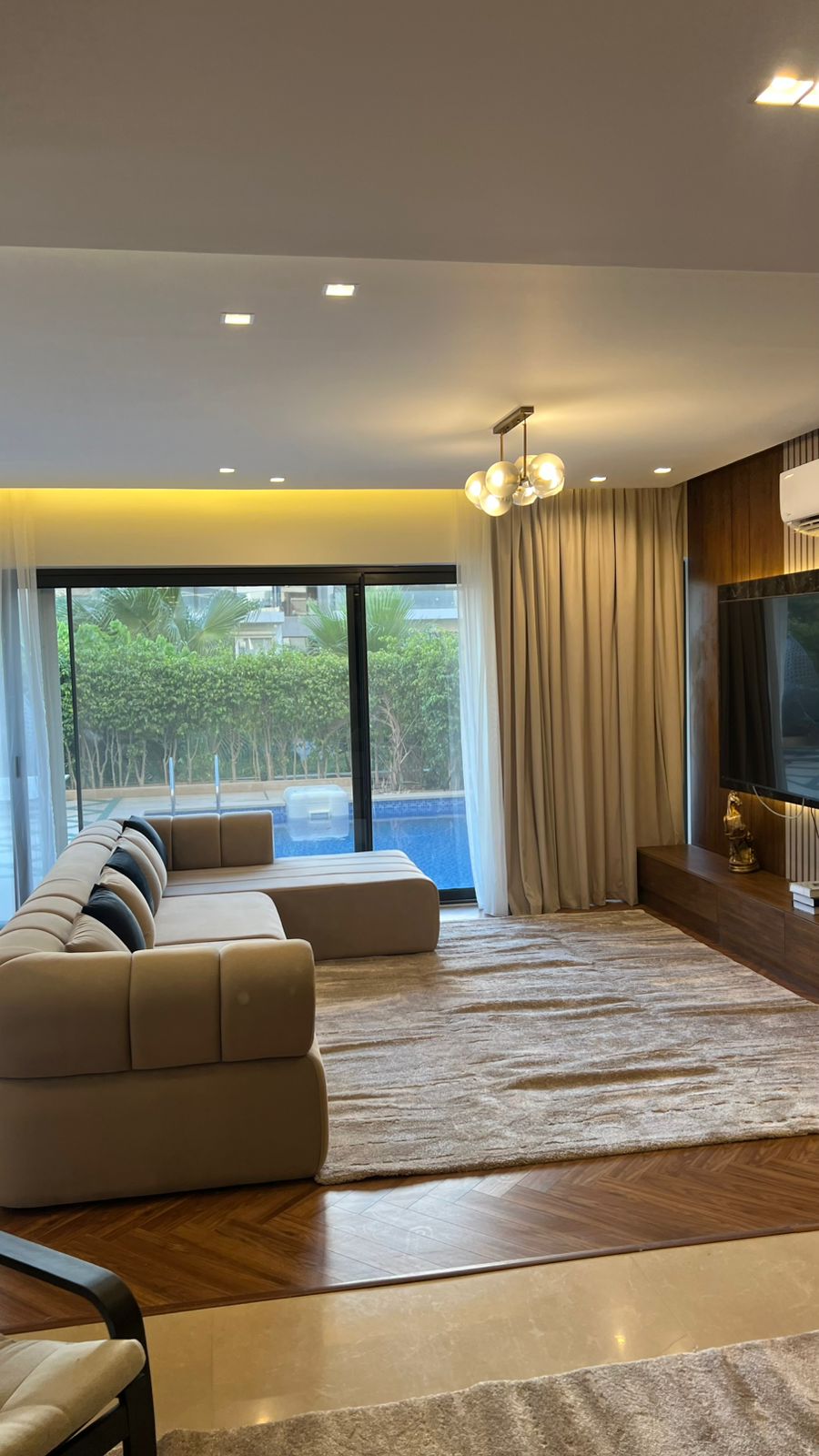 Fancy Furnished ground with pool for rent in Lake View Residence