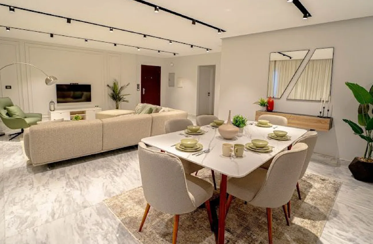 Apartment For Rent in Compound Lake View Residence 210 sqm