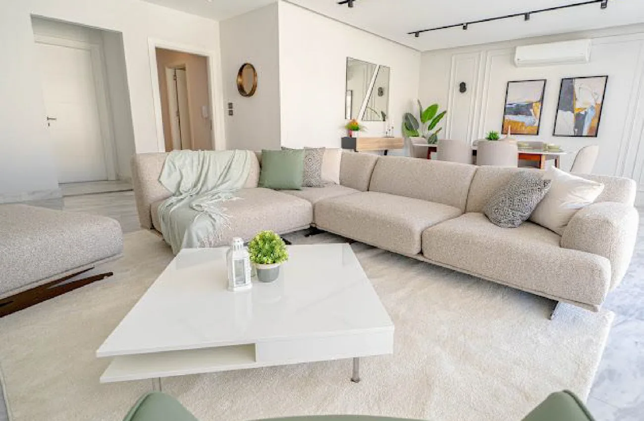 Apartment For Rent in Compound Lake View Residence 210 sqm