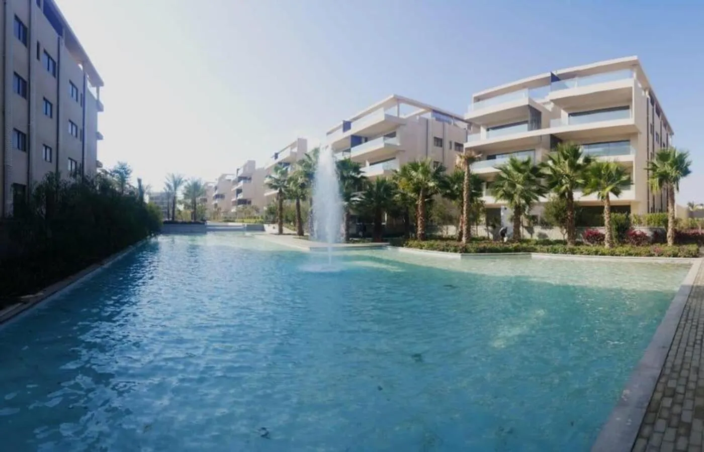Semi Furnished Apartment For Rent in Lake View