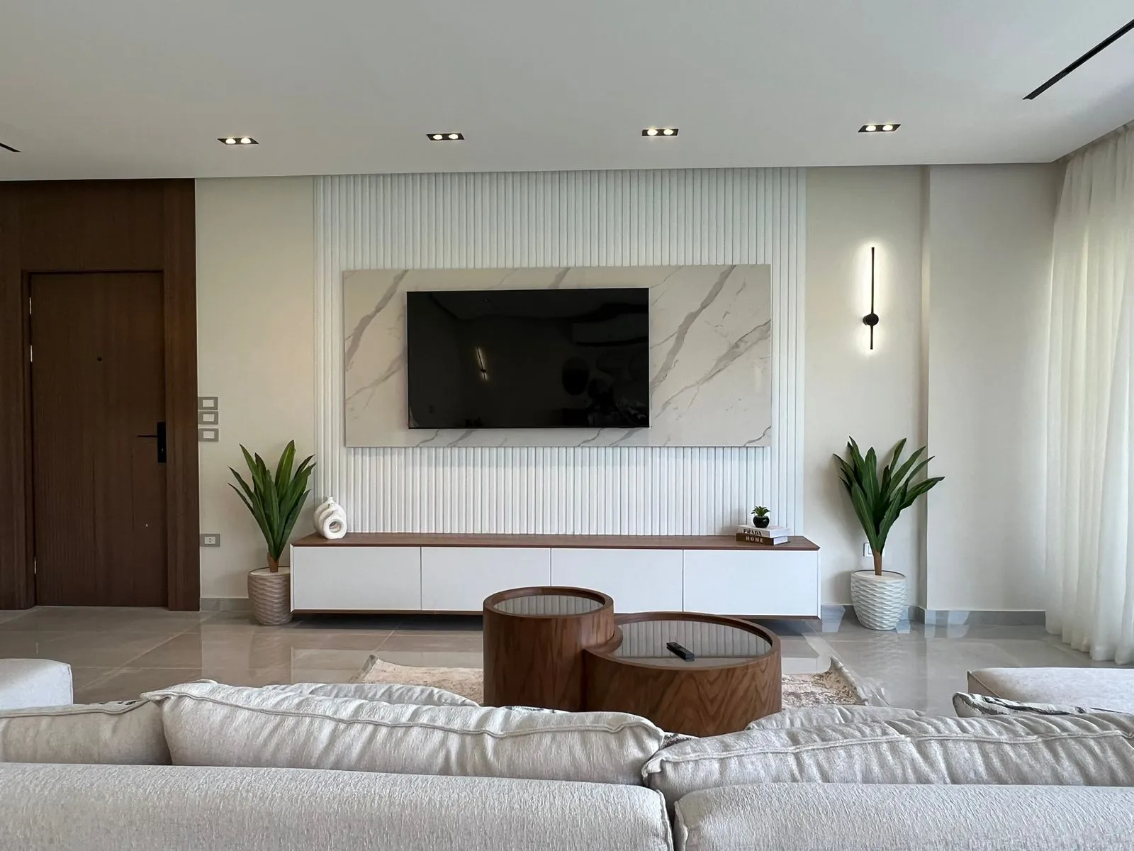 Luxury Furnished Apartment for Rent in Lake View Residence, New Cairo