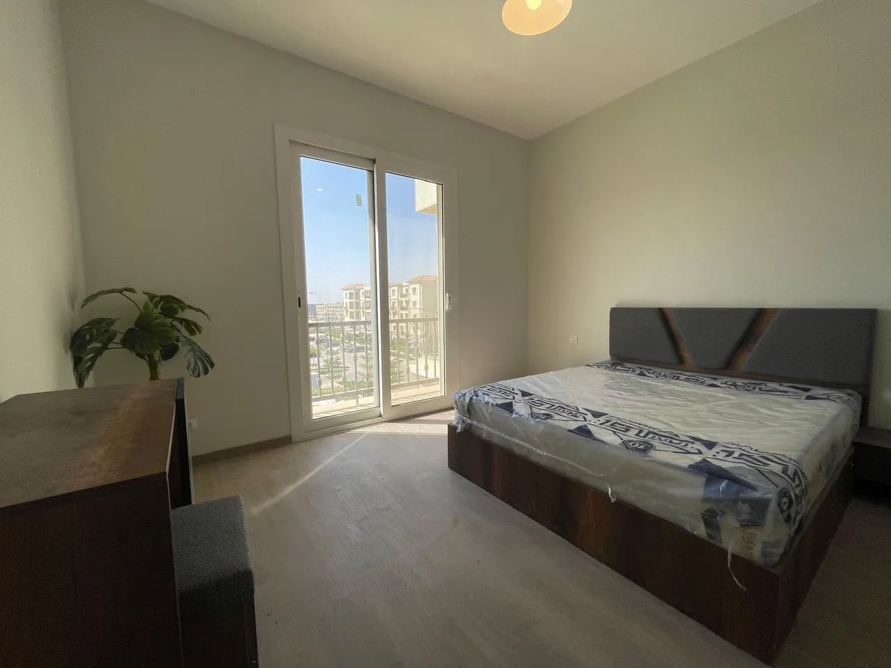 Modern Furnished Apartment 148 sqm For Rent in Mivida