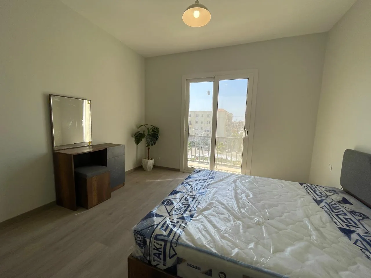 Modern Furnished Apartment 148 sqm For Rent in Mivida