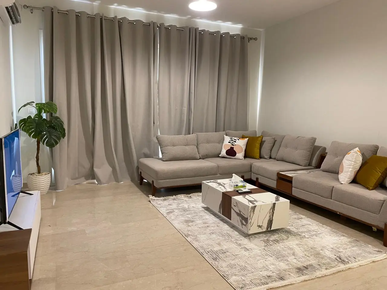 Modern Furnished Apartment 148 sqm For Rent in Mivida