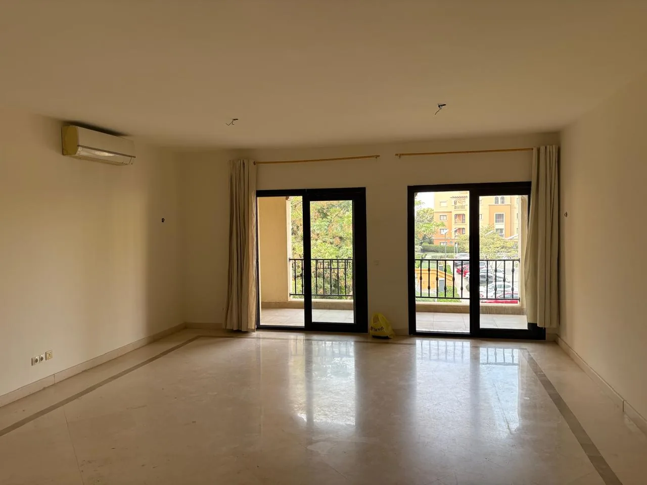 Best price 3 beds apartment rent in Mivida