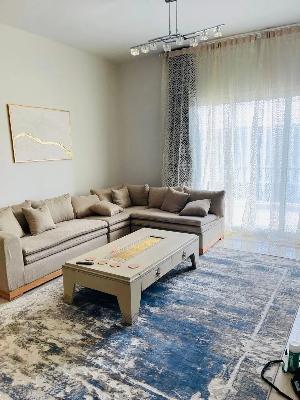 Luxury apartment fully furnished APT for rent 218m