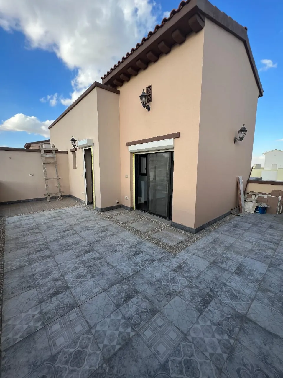 amazing finishing town house for sale in Mivida