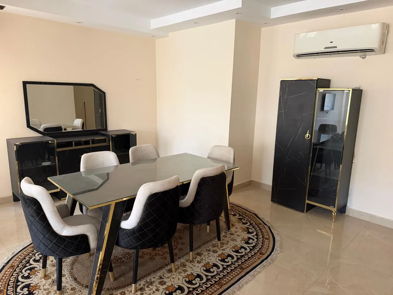 Modern Furnished Apartment For Rent Mountain View