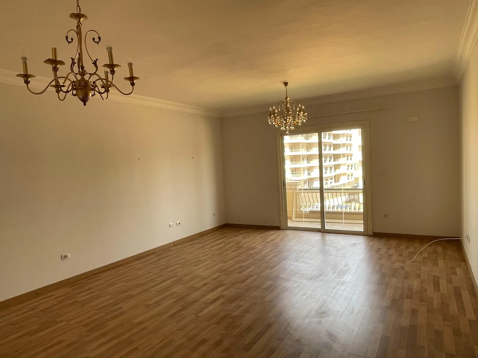 Semi furnished Apartment with appliances for rent