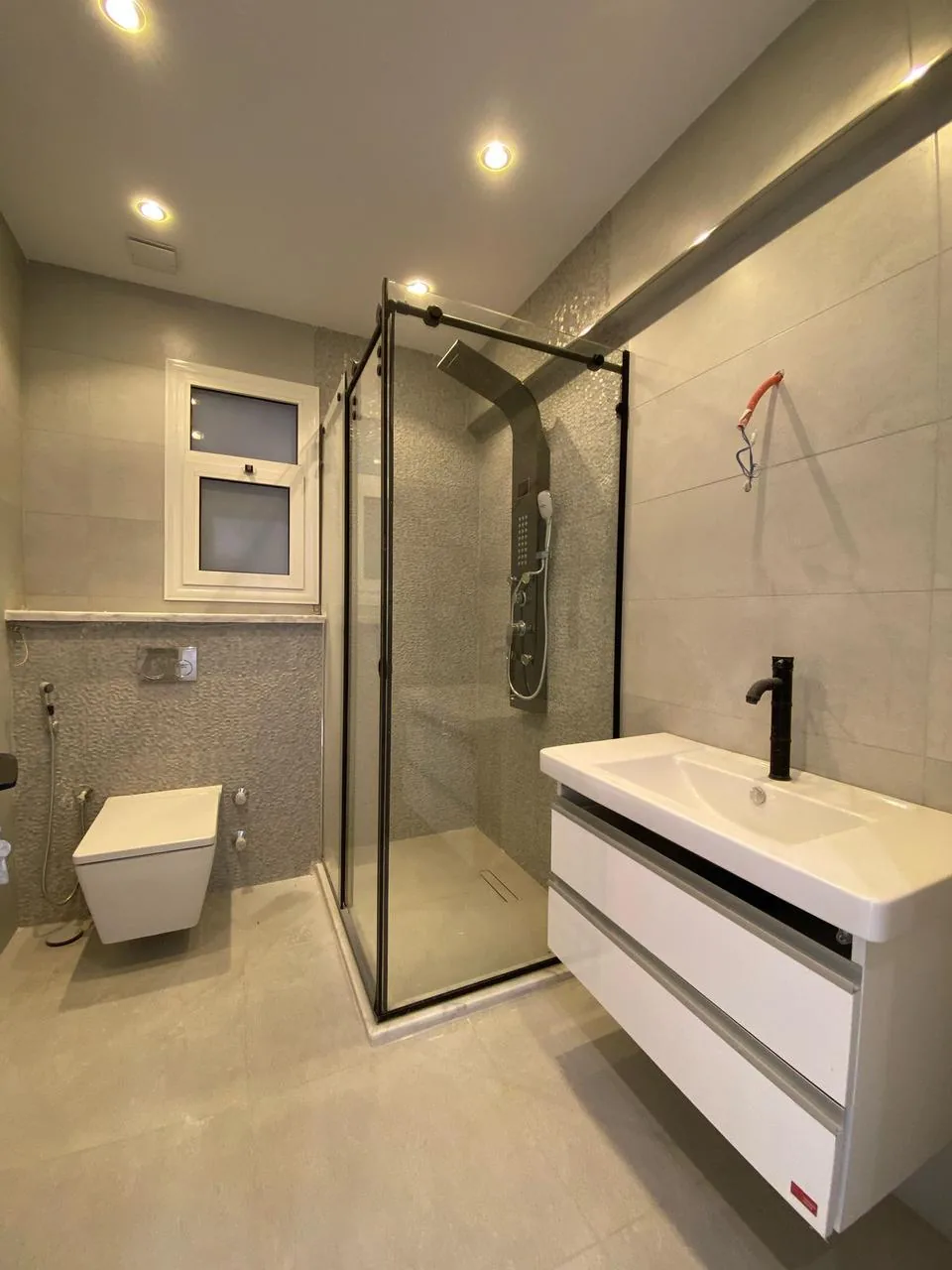 165 sqm Apartment for Monthly Rent in ماونتن New Cairo | 3 Beds | Great View