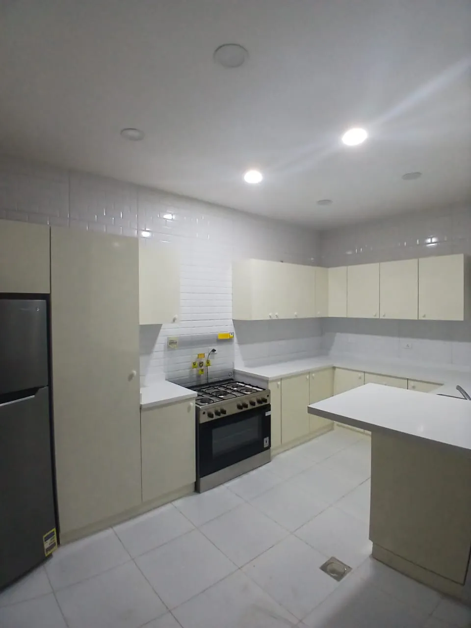 Semi furnished with appliances Apartment for Rent in VGK