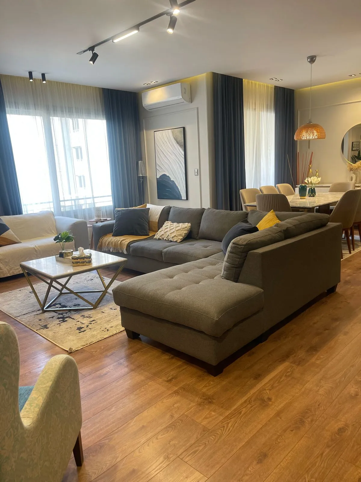 Finished Apartment 2BR For Sale in Village Gate