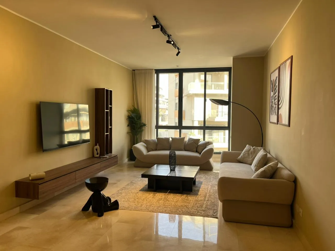Furnished Apartment 2BR For Rent in Villette