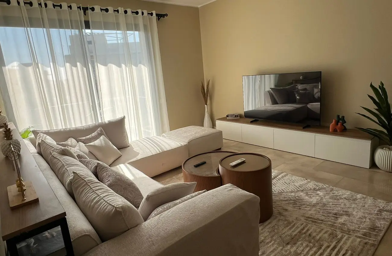 Furnished Apartment 2BR For Rent in Villette