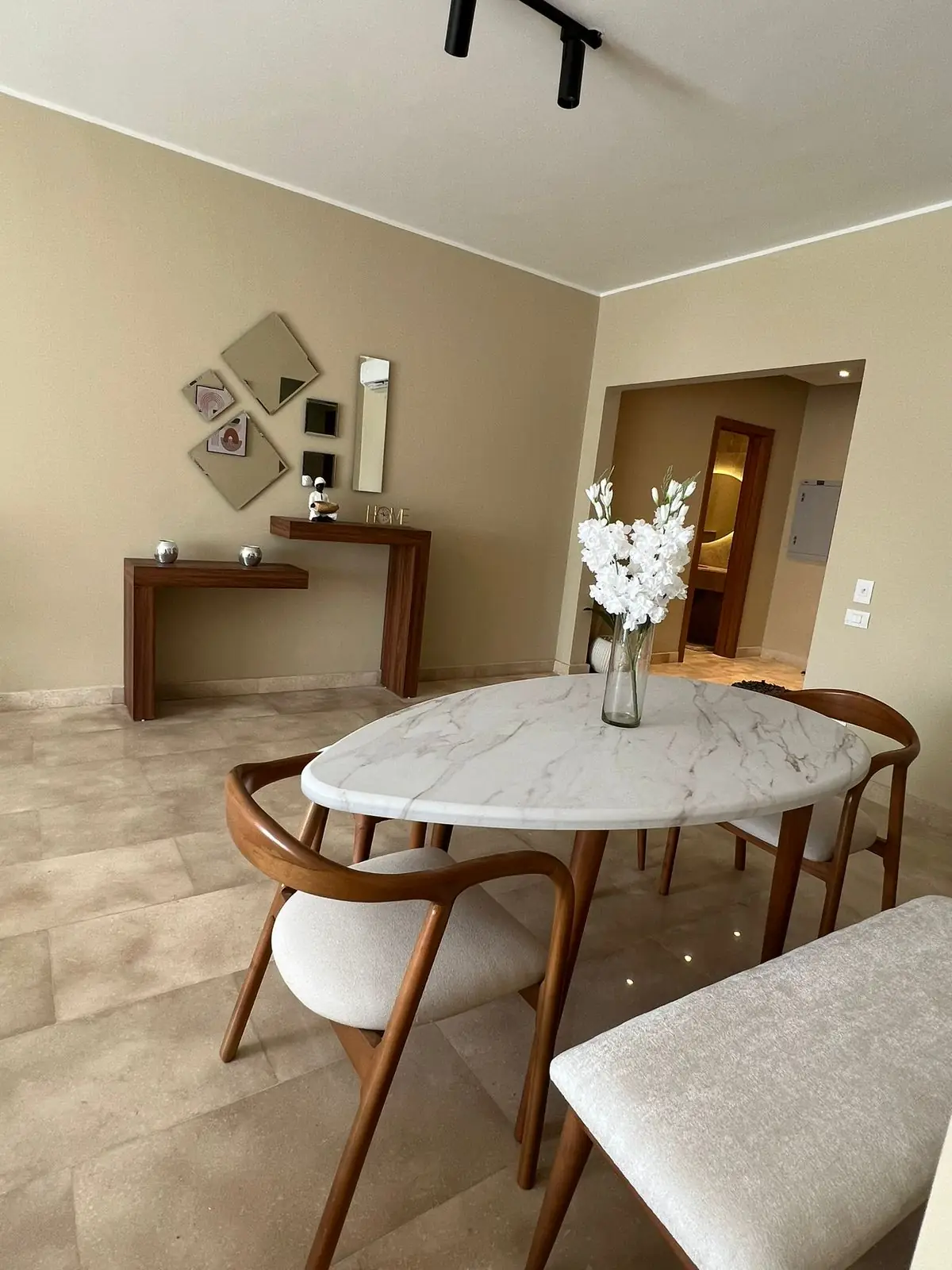 Furnished Apartment 2BR For Rent in Villette