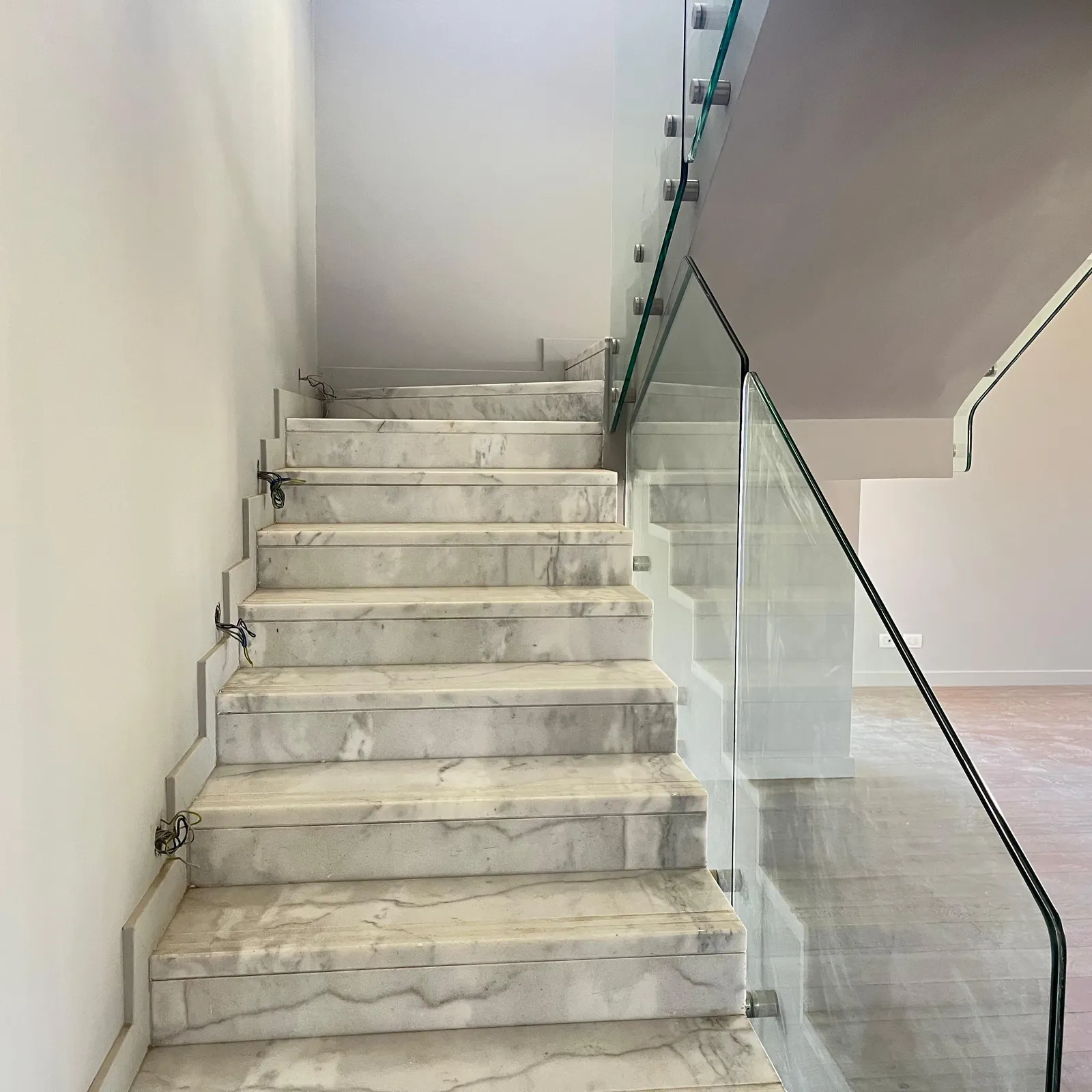 Semi-Furnished Duplex for Rent in Villette – V Residence