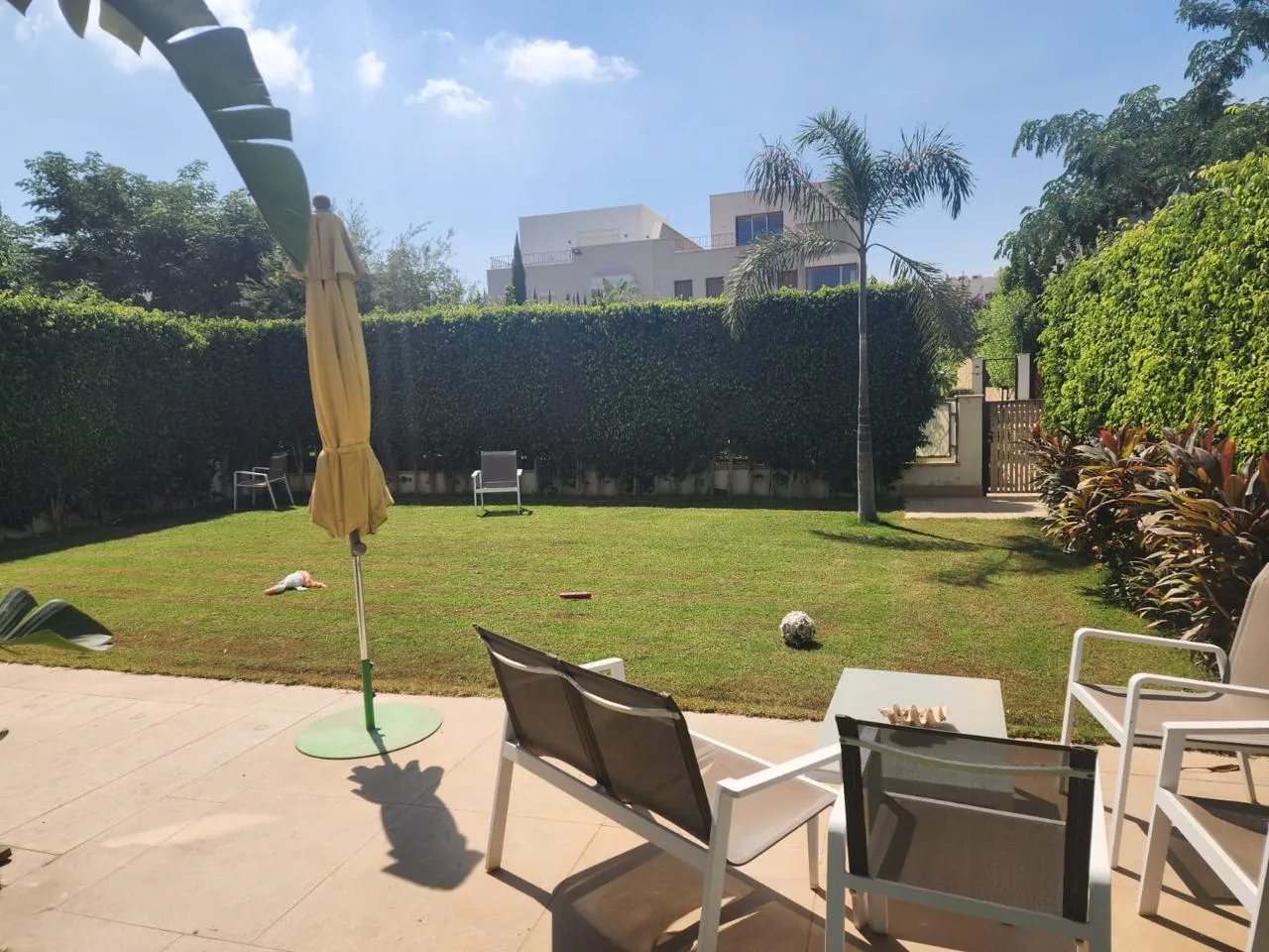 Semi-Furnished Townhouse for Rent – Villette Sodic
