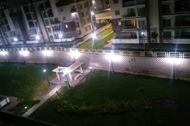 افضل كمبوند في العبور