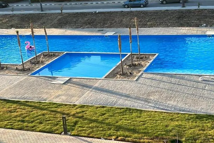 قرية أمواج الساحل الشمالي