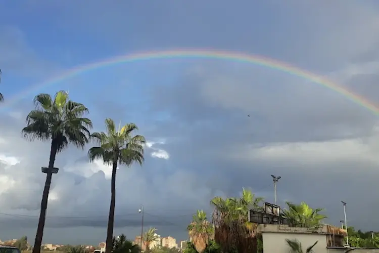 كمبوند سكاي لاين