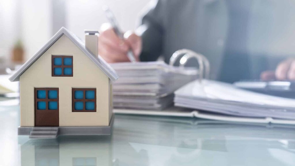 ما هو قانون الضرائب العقارية الجديد