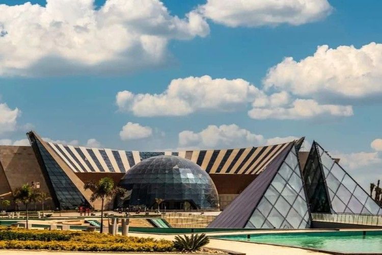 استاد مصر الدولي