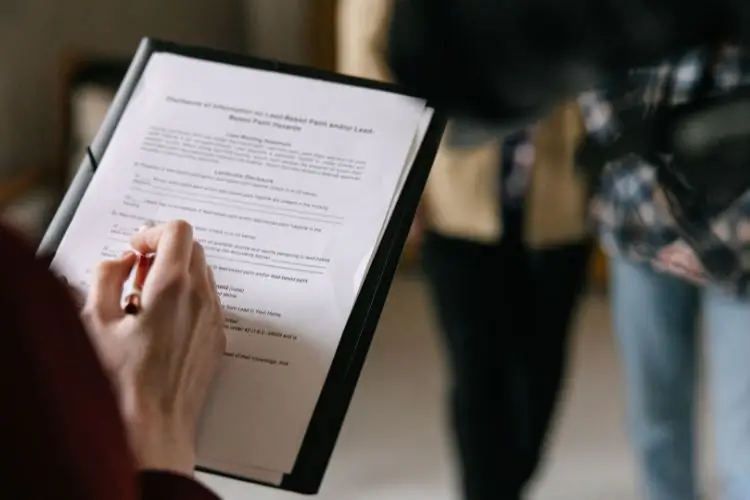 عقود الاستثمار العقاري